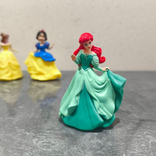 Disney Hasbro miniatures set of 3 princess figures like new