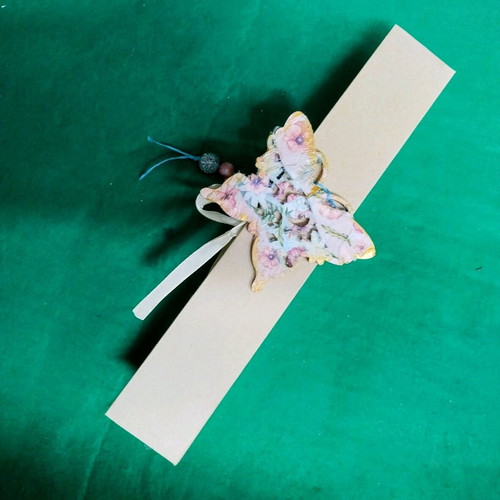 Aromatic Easter Candle in Gift Box with Handmade Butterfly new