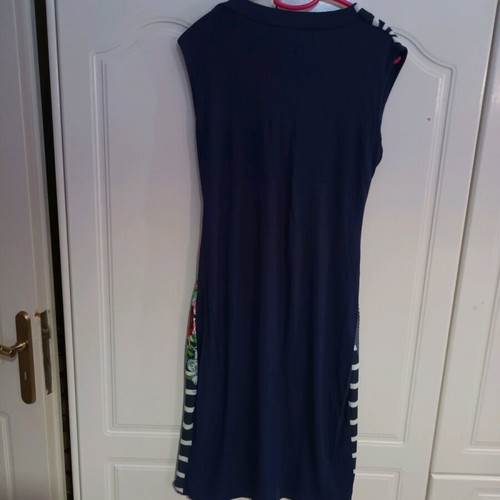 Innocent midioum dress blue multicolor like new, cotton