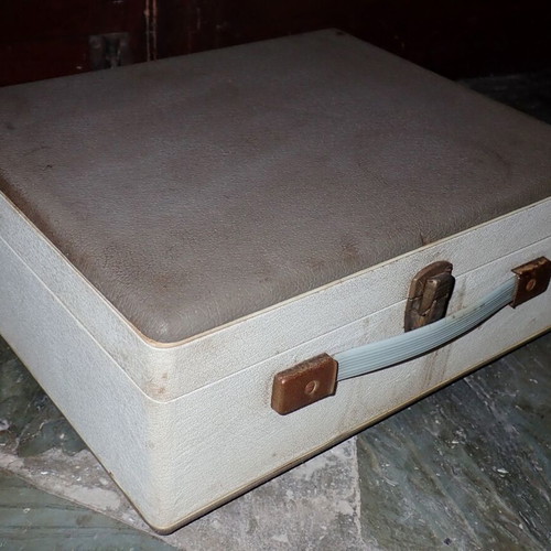 Garrard SRP 10 record player used, vintage 1960s in suitcase