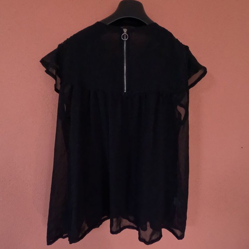Women’s black mesh blouse like new, zipper back, size L/XL