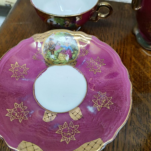 Porcelain coffee set used, 15 pieces, burgundy-fuchsia with gold details