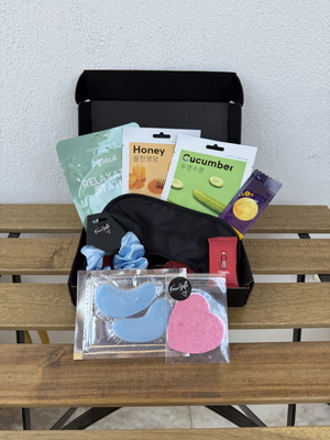 Velvet Glow Anti-Stress Night Box καινούργιο με μάσκες προσώπου και δώρα