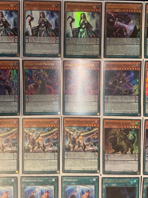 Yugioh Pendulum cards like new, core