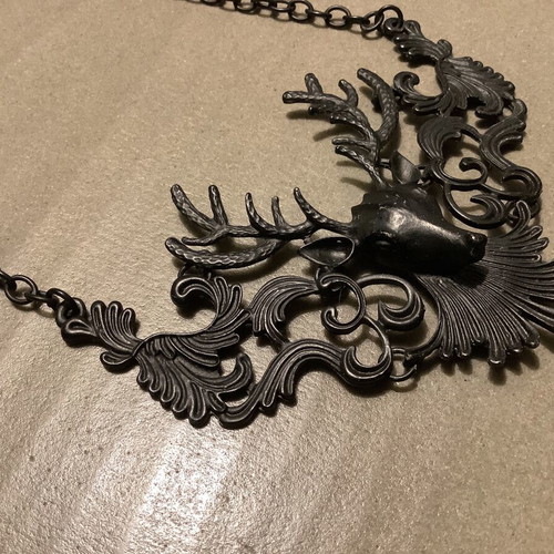 Decorative black necklace like new, matte design