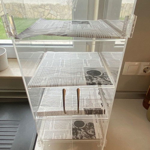 Neutral Display Case like new, acrylic, 4 shelves