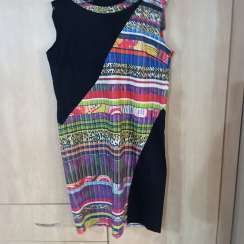 Fioretti women's dress knee-length with colorful print and black satin cotton fabric like new size XL
