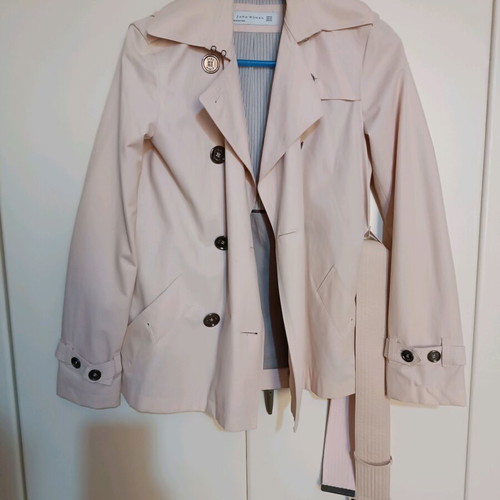 Zara pink trench coat like new, short spring jacket with lining