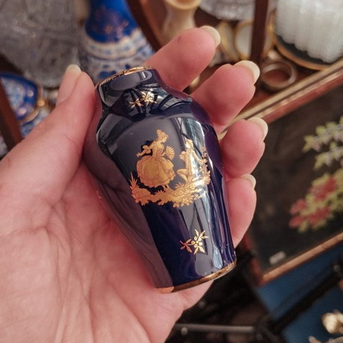 Limoges porcelain miniature vase like new