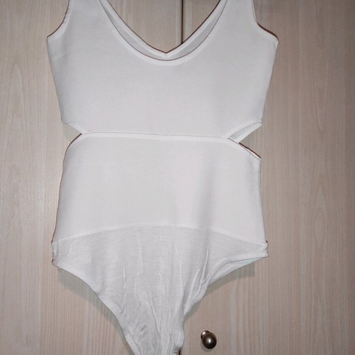 Bodysuit used with stud detail, size M white