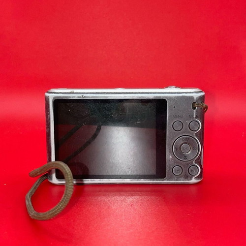 Samsung ES55 digital camera used with 10.2 MP and 3x optical zoom