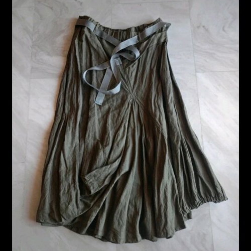 Attrattivo asymmetrical skirt like new, green, size S