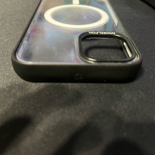 iPhone 13 Mobile Fox case used with MagSafe, full shock protection, nude transparent