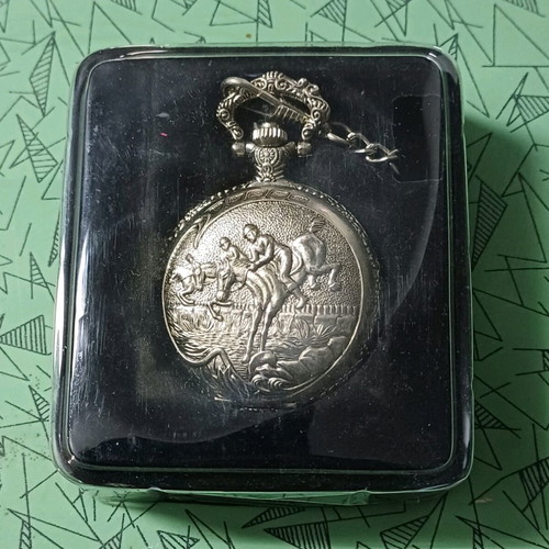 Vintage Clique pocket watch new, silver