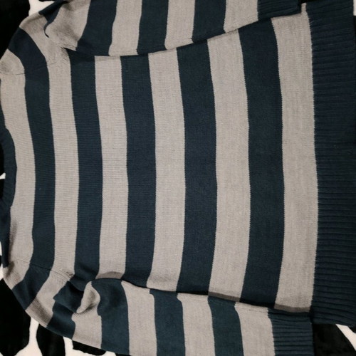 Knitted sweater with stripes like new, size 40-42