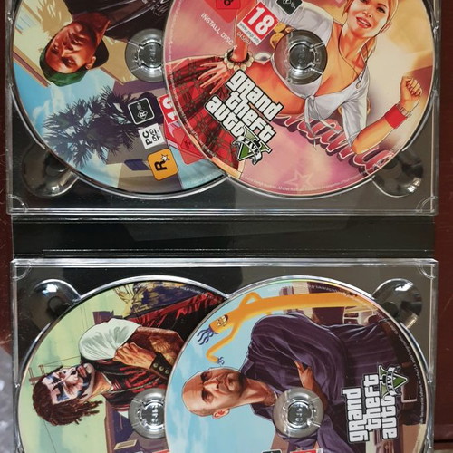 Grand Theft Auto V (PC) [COLLECTOR'S EDITION]