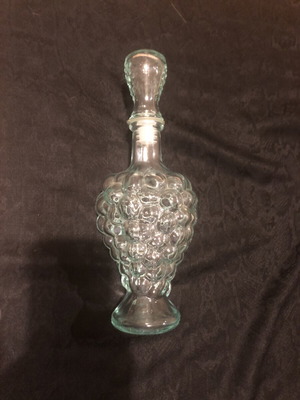 Vintage Italian liqueur bottle Mod Dep with grape design 500 ml like new