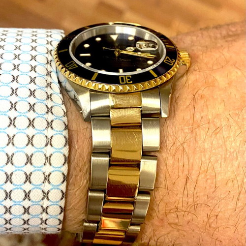 Rolex Submariner 3135 used with box and papers, like new condition