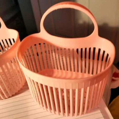Plastic baskets 2 pieces pink rose new