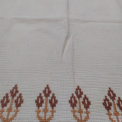 Set of 2 handmade vintage table linens