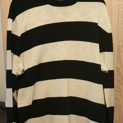 H&M men's striped pullover size Medium like new