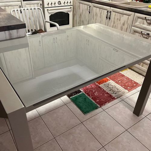 Dining table solid metal with glass extendable like new
