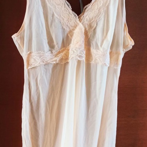 Women's nightgowns unused, pack of two, size small-medium
