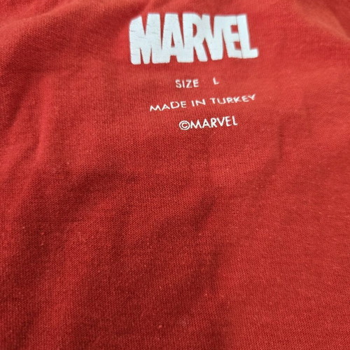 Marvel Primark T-shirt like new, size large, red