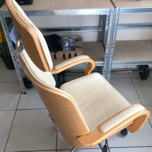 Executive office chair cream synthetic leather like new
