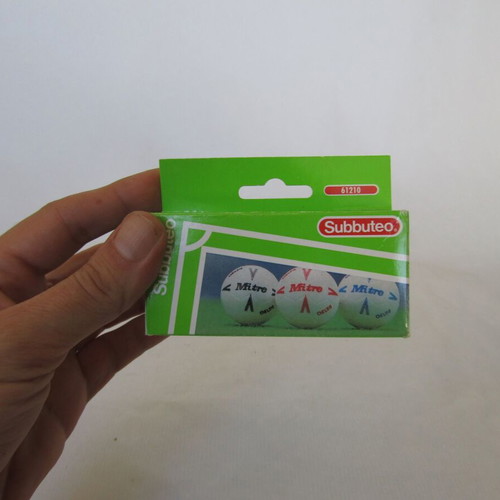 Subbuteo 61210 Mitre Delta 3 balls like new, early 1990s