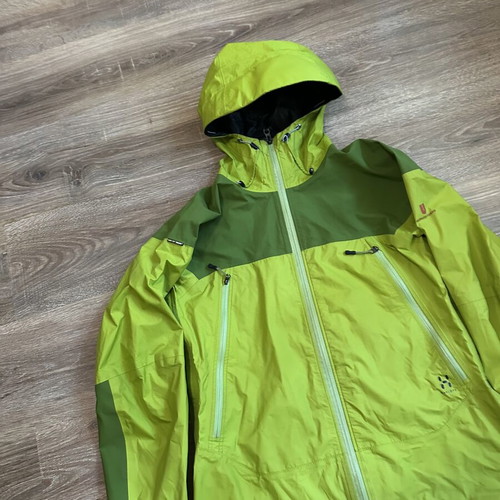 Haglöfs GoreTex Paclite Unlimited Jacket size S like new, green