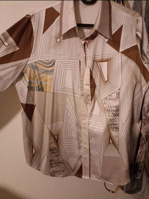 Satin shirt new, beige with geometric patterns