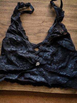 Black Lace Bralette New with Adjustable Straps