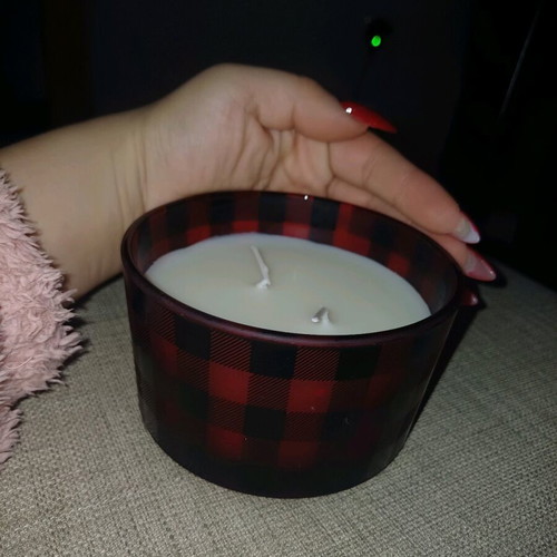 Decorative candle like new with lid, unscented