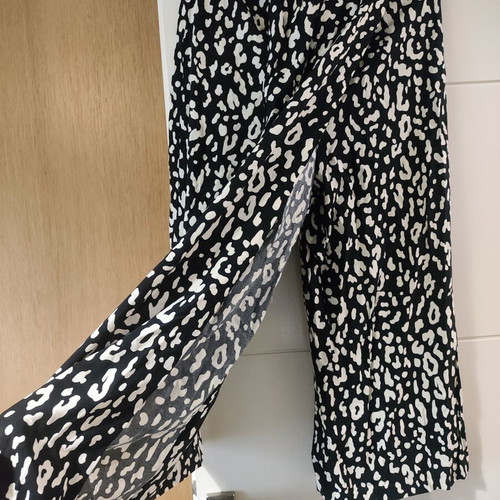 Zara pants skirt new, size M, black and white