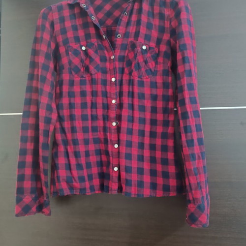 Checked shirt like new, blue and red, with pockets, size XS