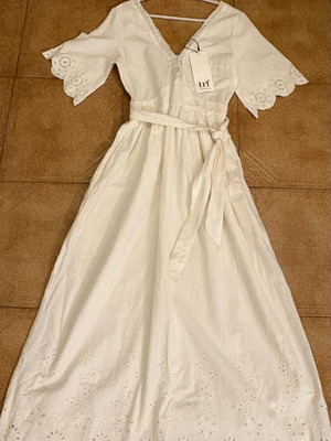 ZARA EMBROIDERED MIDI ROMANTIC DRESS S