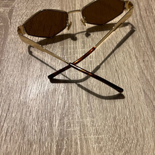 Brown sunglasses with gold frame new