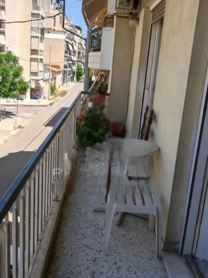 Κτίριο 340 τμ στα Ταμπούρια Πειραιά με αυλή, κατάστημα και 4 υπνοδωμάτια