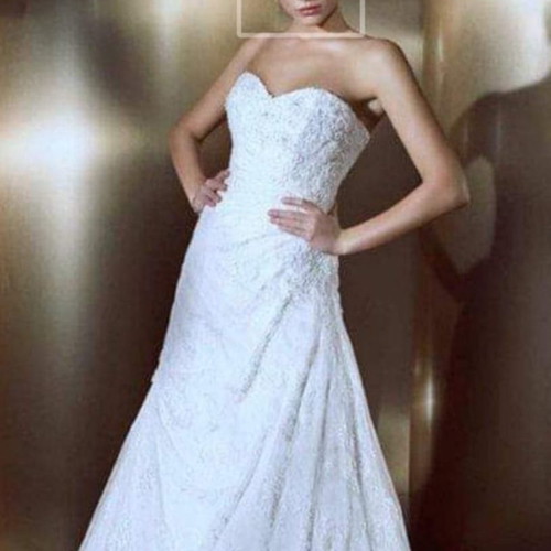 Cosmobella Demetrios wedding dress like new with Swarovski crystals, size M