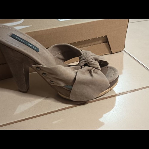 Zara wooden beige clogs, size 38