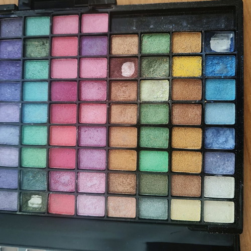 Eyeshadow palette used