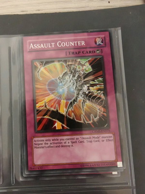 Yu-Gi-Oh card like new, Assault Counter
