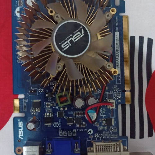 Nvidia GeForce 9800GT and Asus EN8600GT used graphics cards