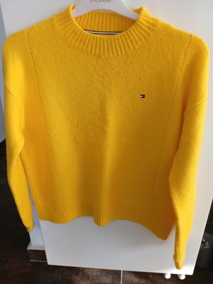 Tommy Hilfiger sweater used, yellow, size 152 cm