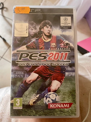 PES 2011 for PSP used, with case and manual