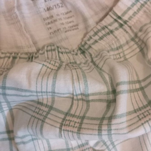 C&A pajamas like new, 2 pairs, size 146-152, white and green