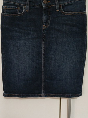 Tommy Hilfiger denim skirt like new, elastic, blue, sizes XS S