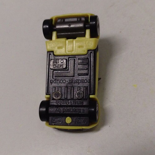 Pack of 2 small toy cars like new