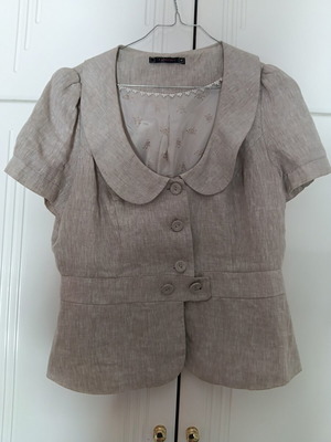 Raxevsky beige linen vest medium, short sleeve with buttons